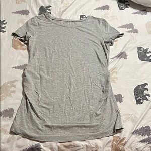Gap Maternity Pure Body Classic T-Shirt - Size M